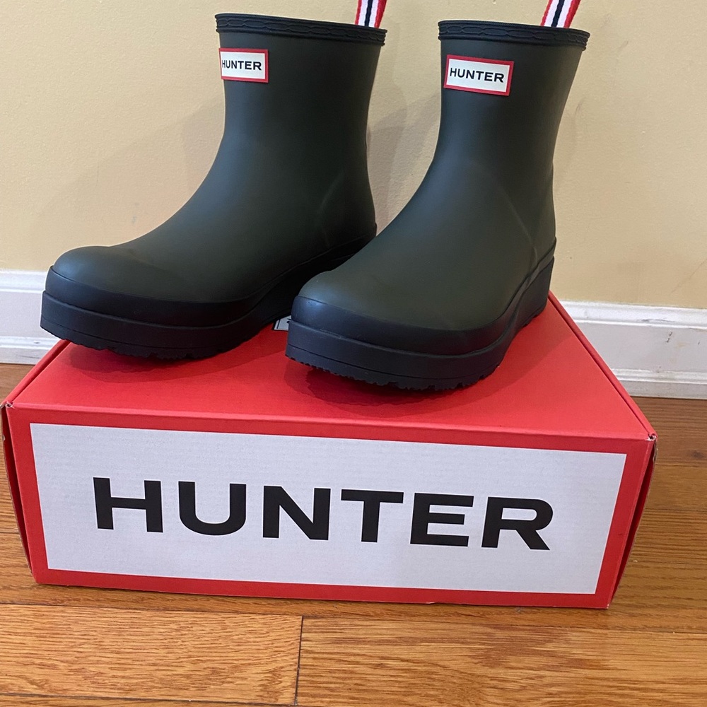 Hunter Women’s Black Rain Boots with Red Accents